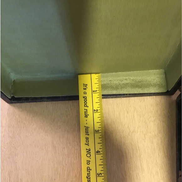 Faux Tortoise Shell Stash Box - Picture 11 of 11